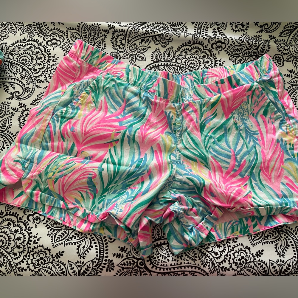 Lilly Pulitzer Pink and Green Leaf Print Shorts